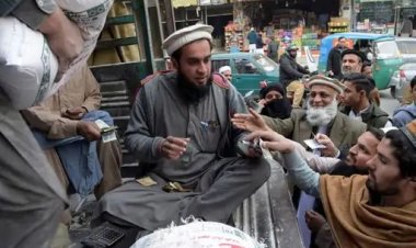 पाकिस्तान में आटे के लिए हाहाकार, 140-160 रुपये प्रति किलो तक पहुंची कीमत,  25%  हुई महंगाई दर