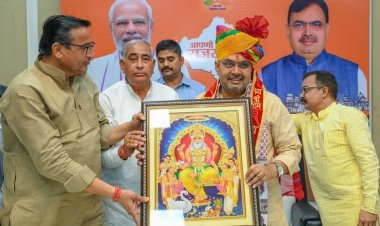 मुख्यमंत्री भजनलाल शर्मा ने सुथार समाज के प्रतिनिधियों से की भेंट, समाज के विकास और कल्याण पर हुई विस्तृत चर्चा 