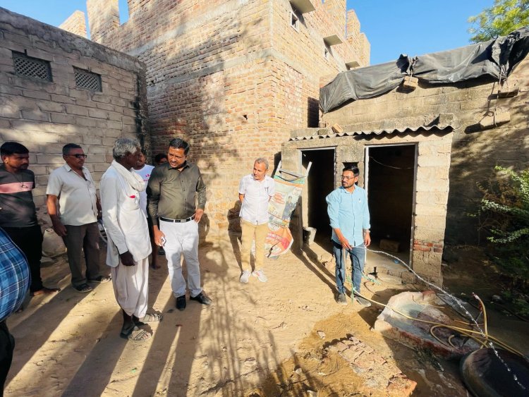 जिला कलक्टर ने पेयजल संबंधित समस्याओं के निस्तारण को लेकर सायला क्षेत्र का किया दौरा, सुचारू पेयजल आपूर्ति को लेकर अधिकारियों को दिए निर्देश