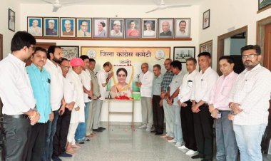 जालोर में डॉ व्यास को कांग्रेसजनों ने श्रद्धासुमन अर्पित किए