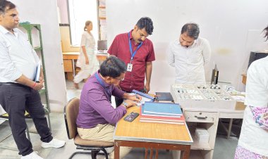 राज्य स्तरीय दल ने किया दवा वितरण केन्द्रों एवं भण्डार गृहों का निरीक्षण