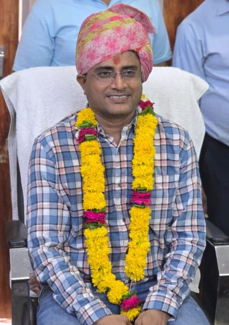 डॉ. वेदप्रकाश मीना ने संभाला जालोर प्रमुख चिकित्सा अधिकारी का पदभार