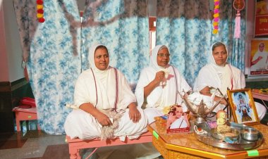 तीखी गांव मे जिन-वाणी जलधारा चातुर्मास की धूम