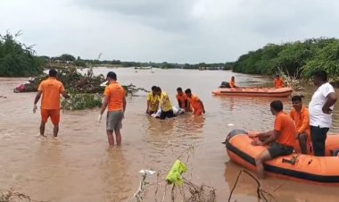 आसाणा नदी में प्रशासन की मशक्कत जारी, चार शव मिल गए, दो की हो रही तलाश