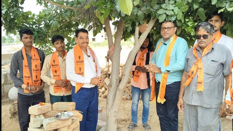 शिवसेना नेताओं ने पेड़ों को बांधी राखी, लिया संरक्षण का संकल्प