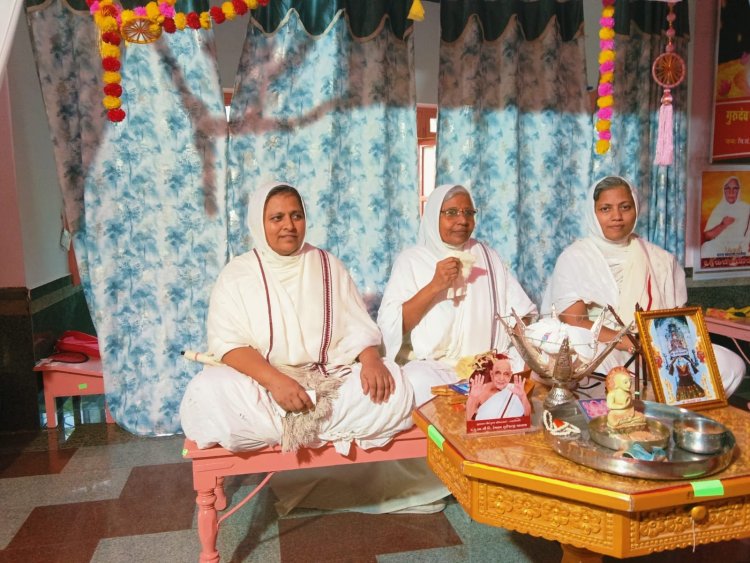 तीखी गांव मे जिन-वाणी जलधारा चातुर्मास की धूम