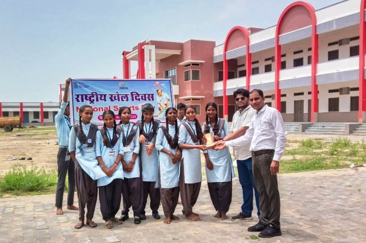 राष्ट्रीय खेल दिवस पर नरसाणा में कबड्डी, 100 मीटर रेस व रस्साकशी प्रतियोगिताओं का हुआ आयोजन