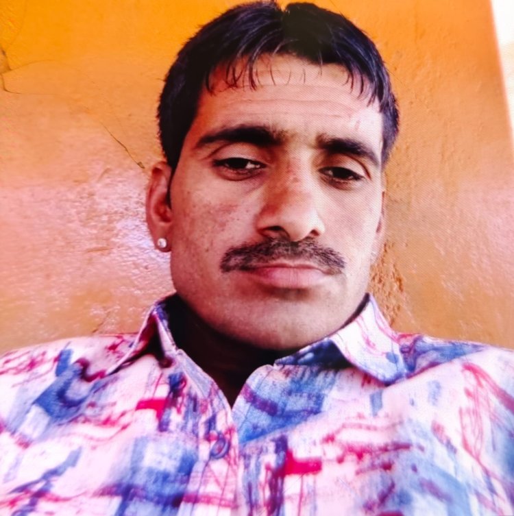 मांडवला में एक युवक की मौत, ट्रैक्टर से रौंदने का आरोप, पुलिस ने तीन संदिग्धों को पकड़ा