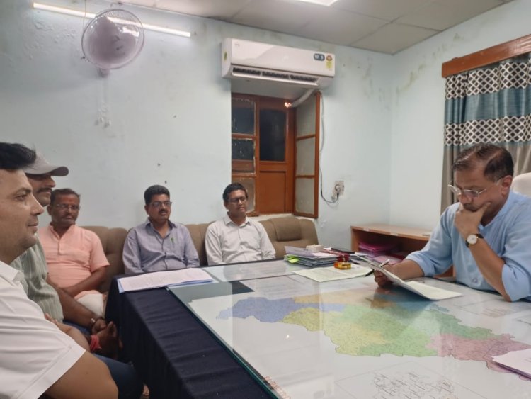 जन जागृति मंच ने प्रशासन को दी अंतिम चेतावनी, सड़कें सुधार दो अन्यथा न्यायालय में जाने को मजबूर होंगे