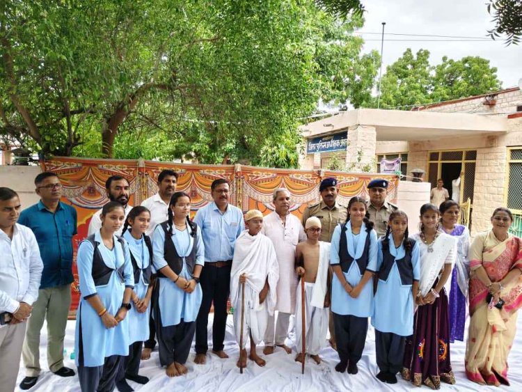 अहिंसा, स्वदेशी व स्वच्छता के क्षेत्र में महात्मा गाँधी का योगदान अतुलनीय, स्वच्छता की आदत को दैनिक जीवन में अपनाएं-मुख्य सचेतक जोगेश्वर गर्ग