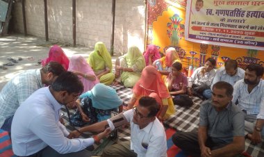 धरने में दूसरे दिन शामिल हुए भाजपा नेता बालावत व धनानी बोले, जरूरत पड़ी तो सीएम से करेंगे मुलाकात