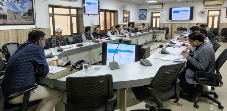 जिला जल एवं स्वच्छता मिशन की बैठक में जालोर शहर व सांचौर शहर के लिए अमृत 2.0 योजनान्तर्गत कार्यों की प्रगति की समीक्षा की