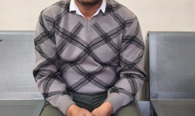 जालोर जिला शिक्षा अधिकारी (प्रारंभिक) का वरिष्ठ सहायक 10 हजार की रिश्वत लेते रंगे हाथों गिरफ्तार