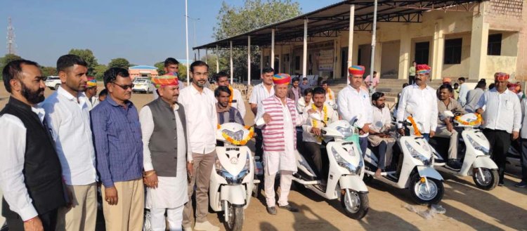 राज्य सरकार सर्वजन हिताय-सर्वजन सुखाय के मूलमंत्र को आत्मसात् करते हुए वंचित वर्ग के उत्थान हेतु कर रही कार्य -  मुख्य सचेतक जोगेश्वर गर्ग