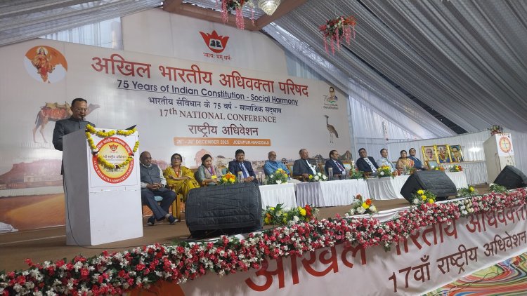 संविधान केवल अदालतों तक सीमित न रहे, आचरण में भी दिखाई दे - जस्टिस जे. के. माहेश्वरी