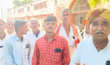 रंगाला क्षेत्र के किसानों ने 400 केवी ट्रांसमिशन लाइन के पोल लगाने से पहले मुआवजा देने की मांग को लेकर कलक्टर को ज्ञापन सौंपा