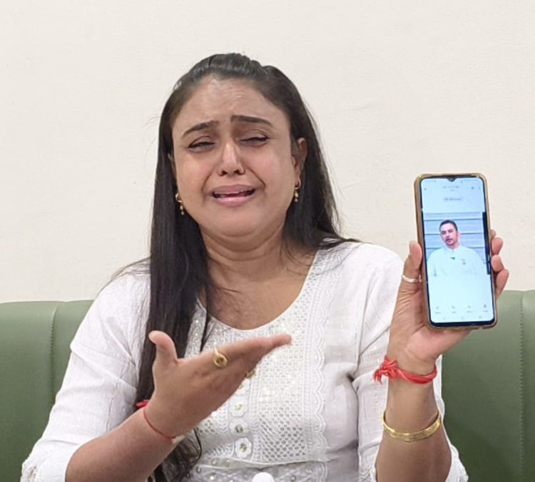 गुजरात की अभिनेत्री पल्लवी पाटिल ने जालोर में प्रेसवार्ता कर अमित नामक व्यक्ति पर देहशोषण का आरोप लगाकर आबूरोड ब्रह्माकुमारी विश्वविद्यालय पर खड़े किए सवाल