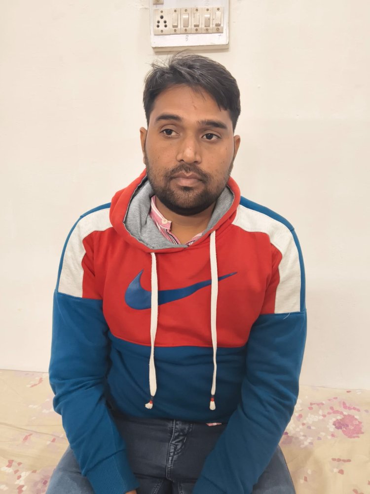 कृषि भूखण्ड का म्यूटेशन भरने की एवज में 18 हजार की रिश्वत लेते बागरा पटवारी को जालोर एसीबी ने किया गिरफ्तार