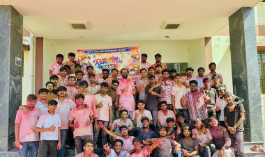 जालोर में नर्सिंग विद्यार्थियों ने खेली होली