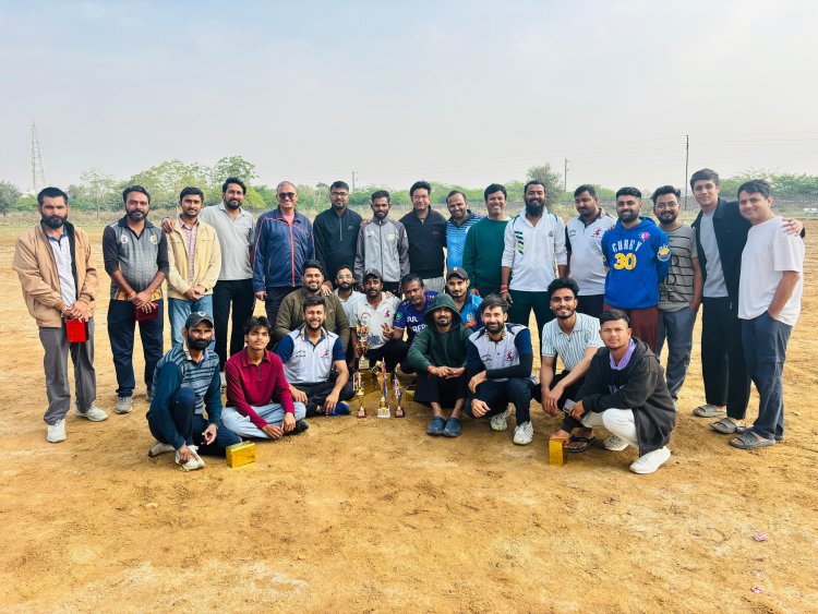 जेसीसी क्लब के क्रिकेट टूर्नामेंट में टीम सुपर स्ट्राइकर्स विजयी