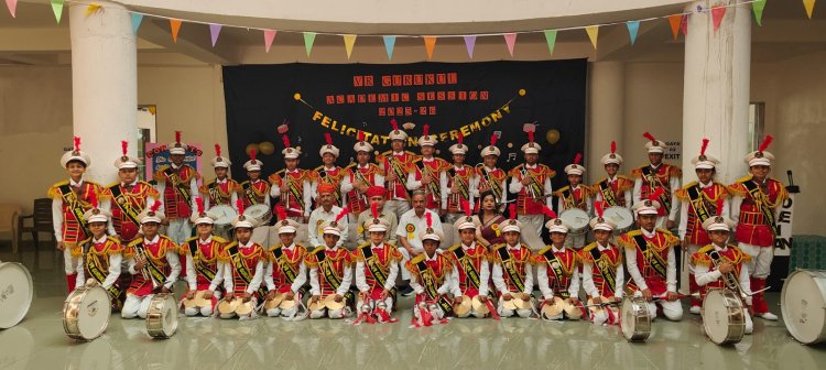 वीआर गुरुकुल स्कूल में अभिनन्दन व बैंड कैप सैरेमनी का भव्य आयोजन