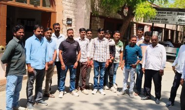 ट्रक चालक एव ट्रांसपोर्ट सदस्यों ने ग्रेनाइट एसोसिएशन पर लगाया अवैध वसूली का आरोप