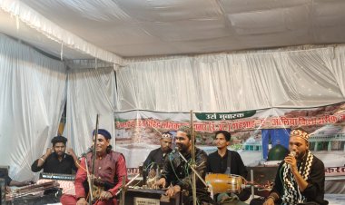 उर्स में कव्वाली पर झूम उठे जायरीन