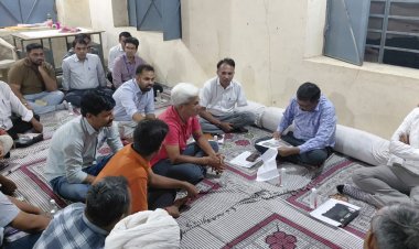 जिला कलक्टर ने बिठूड़ा में रात्रि चौपाल में प्रस्तुत परिवादों को सुनकर उनका मौके पर करवाया समाधान