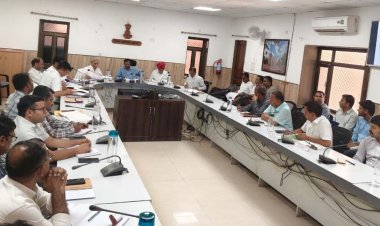 खनन प्रभावित क्षेत्रों में सड़क निर्माण करवाने सहित शिक्षा, स्वास्थ्य एवं मूलभूत संरचना निर्माण को लेकर बैठक में हुई चर्चा