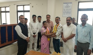 जिले में राष्ट्रीय लोक अदालत का आयोजन : जालोर में अलग रह रहे पति पत्नी के बीच समझाइश कर भेजा साथ साथ