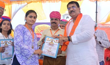 ऊनड़ी में नशा व दहेज विरोधी संस्थाओं का सम्मेलन, राजपूत समाजबन्धुओं ने शिक्षा को बढ़ावा देने का किया आव्हान