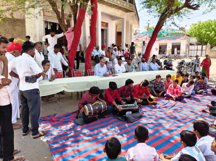 जन कल्याणकारी योजनाओं को ग्राम स्तर तक पहुंचाने का सशक्त माध्यम बन रहे ग्राम रथ