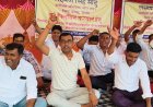 वाटर शेड के बकाया भुगतान को लेकर धरना जारी, चार दिन से भूख हड़ताल पर बैठे हैं दो ठेकेदार