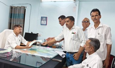 रिलायंस कम्पनी ने क्रॉप कटिंग में गड़बड़ी कर सैकड़ों किसानों के अरमानों पर फेरा पानी