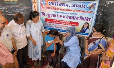 जालोर के तीखी में निशुल्क एचपीवी वैक्सीन शिविर आयोजित, बेटियों को सर्वाइकल कैंसर से बचाव के टीके लगाए