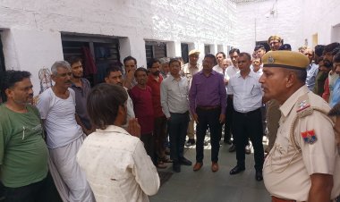 जिला न्यायाधीश ने विजिटर्स बोर्ड के साथ किया कारागृह का निरीक्षण, कारापाल को दिए आवश्यक निर्देश