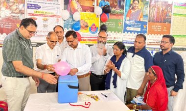 जिला कलेक्टर डॉ. प्रदीप के. गांवड़े ने बच्चों को पोलियो की खुराक पिलाकर किया राष्ट्रीय पल्स पोलियो अभियान का शुभारंभ