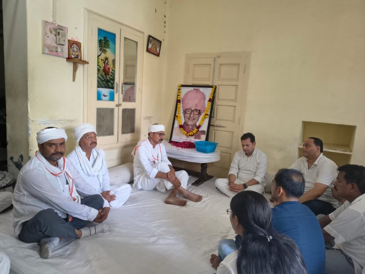 वैभव गहलोत ने वरिष्ठ कांग्रेसी स्व.छोगालाल सुथार को दी श्रद्धांजलि, परिजनों को बंधाया ढांढस