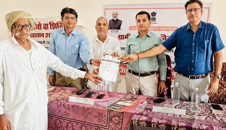 जालोर जिले के ग्रामीण सेवा शिविर में मिल रहा विभिन्न सरकारी योजनाओं एवं सेवाओं का लाभ