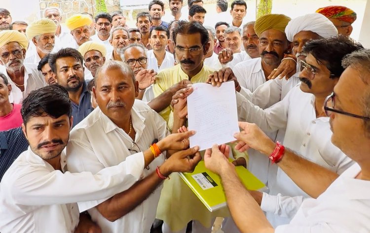 अभय राजपुरोहित हत्याकांड में न्याय की मांग तेज, विप्र फाउंडेशन सायला ने मुख्यमंत्री के नाम सौंपा ज्ञापन
