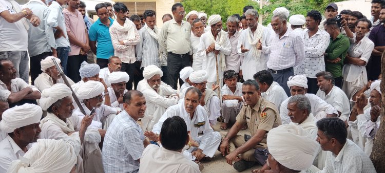 निष्पक्ष जांच कर दोषियों को पकड़ने की सहमति के बाद शव का हुआ पोस्टमार्टम