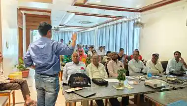 जालोर ब्लॉक के संस्था प्रधानों को दिया एफएलएन और रीडिंग कैंपेन का प्रशिक्षण