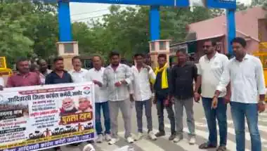 जालोर में आदिवासी कांग्रेस का प्रदर्शन, मानगढ़ धाम को राष्ट्रीय स्मारक घोषित करने की मांग