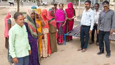 बीवी जीरामजी लोकपाल ने श्रमिकों से किया संवाद, सुनी समस्याएं