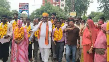 जालोर शहर बचाओ विकास समिति के समर्थन से 12 जनों ने पार्षद पद के लिए भरे नामांकन