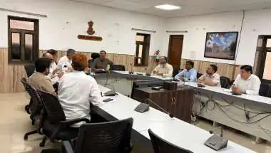एचपीवी टीकाकरण अभियान में तेजी लाकर शत-प्रतिशत लक्ष्य हासिल करने के निर्देश