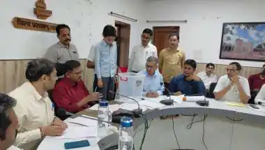 जालोर : जिला परिषद के 43 वार्डों और 14 पंचायत समितियों की हुई लॉटरी, जानिए, कौनसी सीट हुई आरक्षित