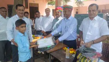 रोटरी क्लब ने तीखी में तीन स्कूलों के विद्यार्थियों का किया सम्मान