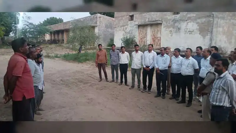 जालोर जिला न्यायाधीश ने किया खुला बंदी शिविर का निरीक्षण, बंदियों से वार्तालाप की, उपाधीक्षक को दिए आवश्यक निर्देश