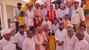 मुख्य सचेतक जोगेश्वर गर्ग के जन्मदिन पर सेवा कार्यक्रम के तहत हुए विविध आयोजन, 71 यूनिट रक्तदान